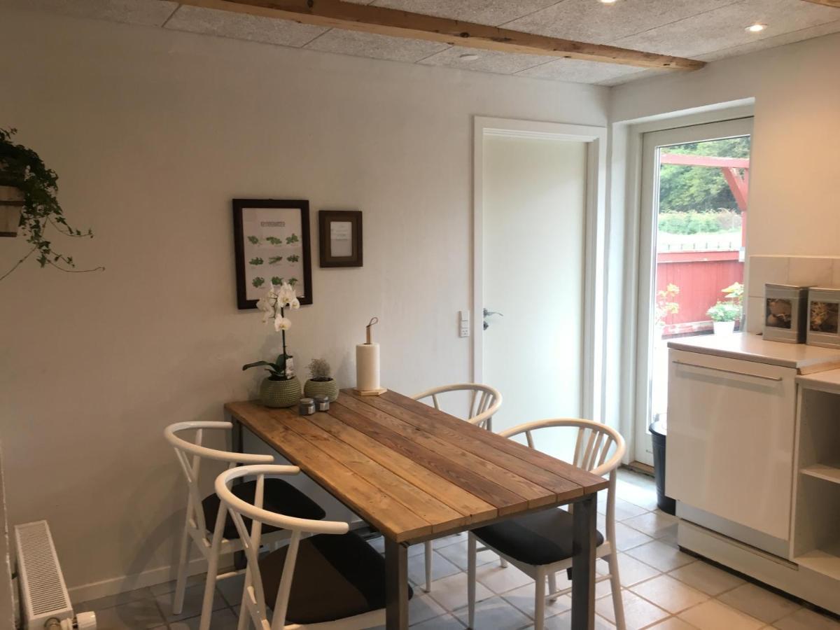 Bed and Breakfast Hos Mette Бёркоп Экстерьер фото